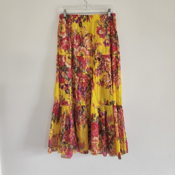 Yellow Floral Cotton Layered Skirt Lined Size Medium - Picture 2 of 5